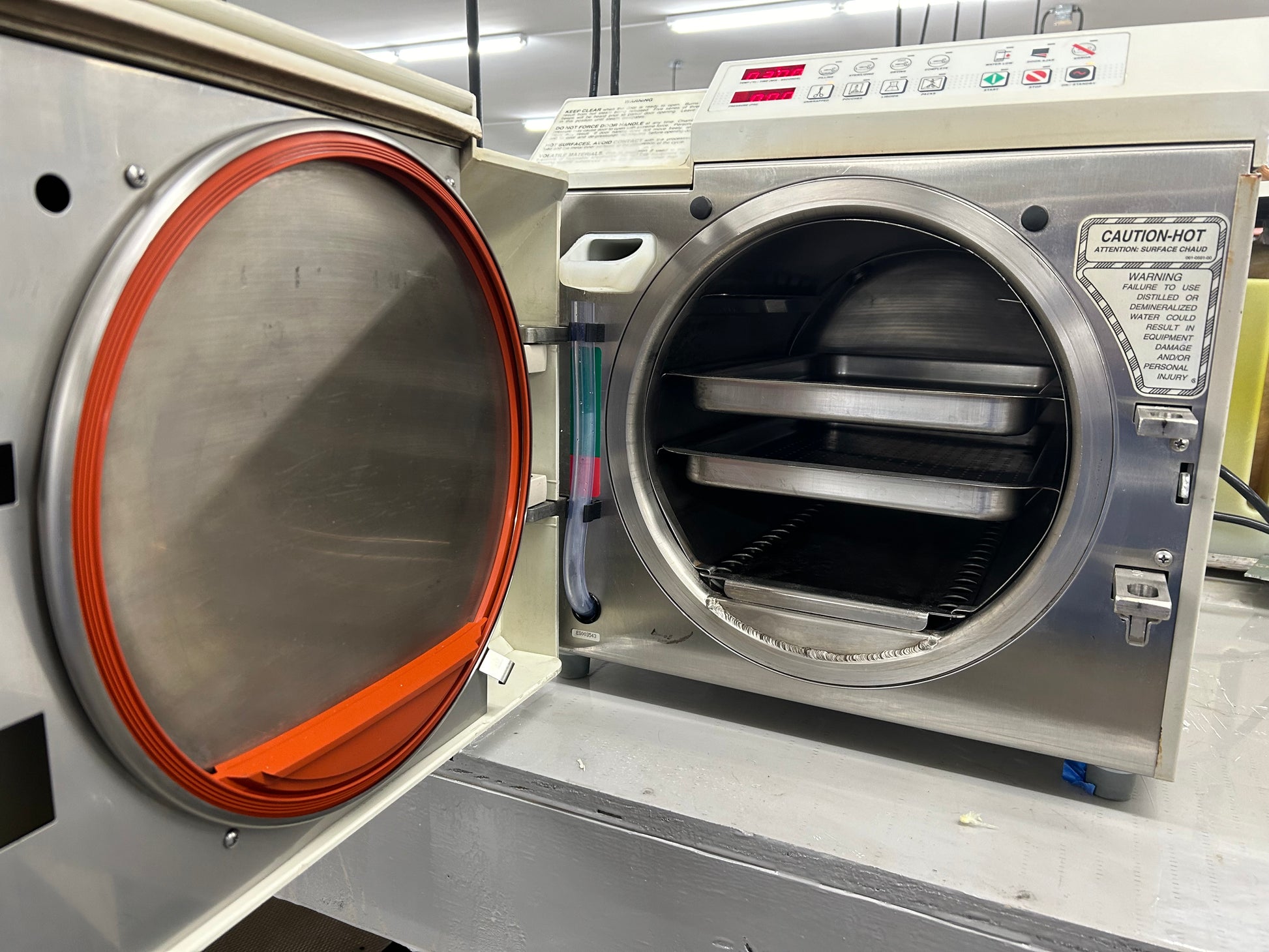 Refurbished Midmark M11 Autoclave with 6-Month Warranty - AUTOCLAVEGUYS